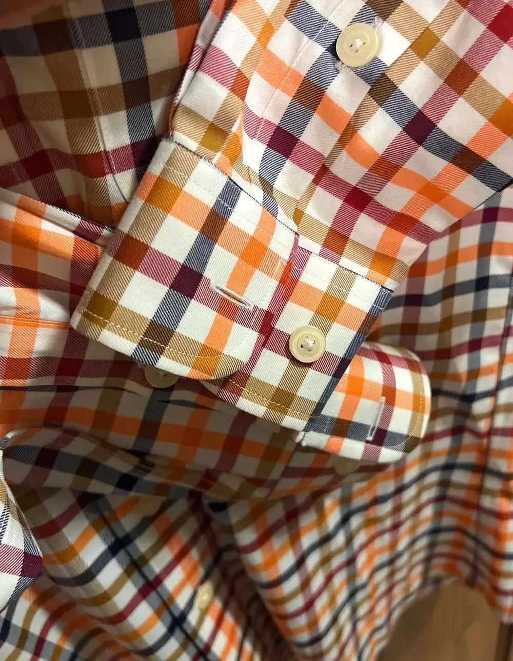 Orvis Men's Trim Fit Long Sleeve Button-Down Plaid Shirt